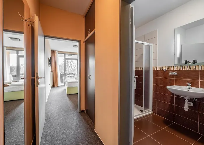 A Restaurant Barbora Guest house